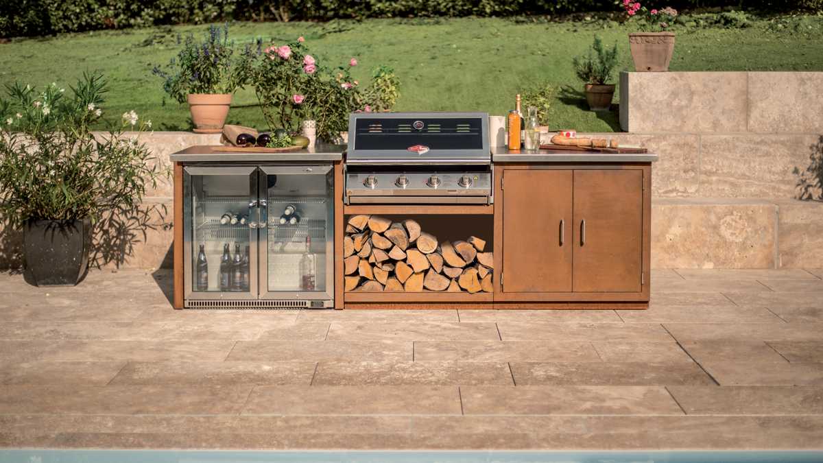 Outdoorküche IBIZA mit drei Modulen, Kühlschrank sowie Gasgrill